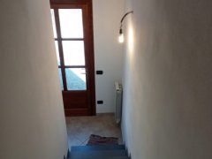 Completely renovated townhouse with parking spaces - 9