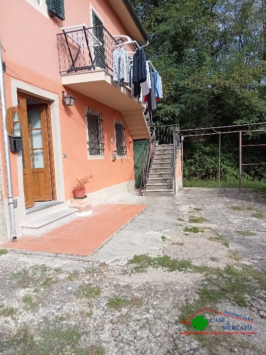 Casa semi-indipendente in Via Piaggiori a Capannori