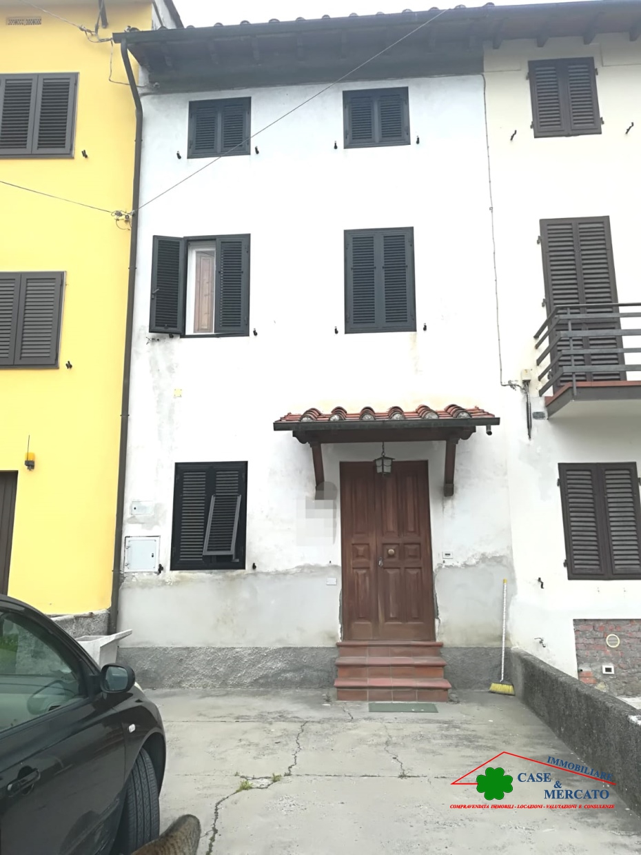 Casa semi-indipendente in Via dei Ciabattari a Capannori